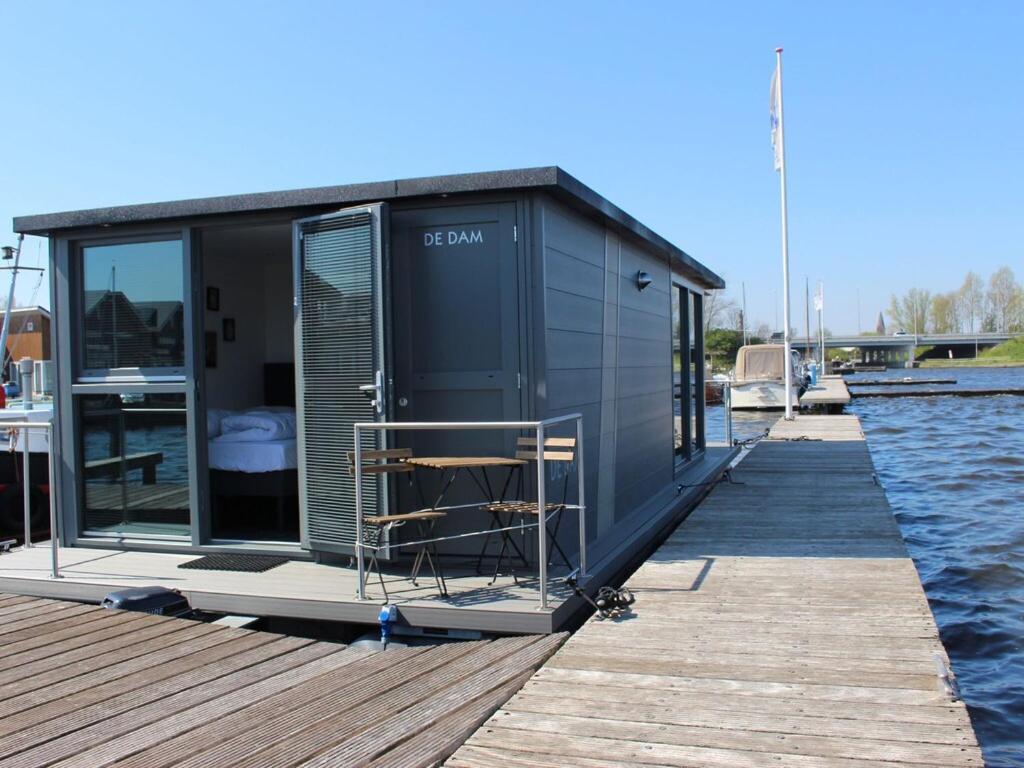 Modern Houseboat With Air Conditioning Located In Marina Uitgeest 외부 사진