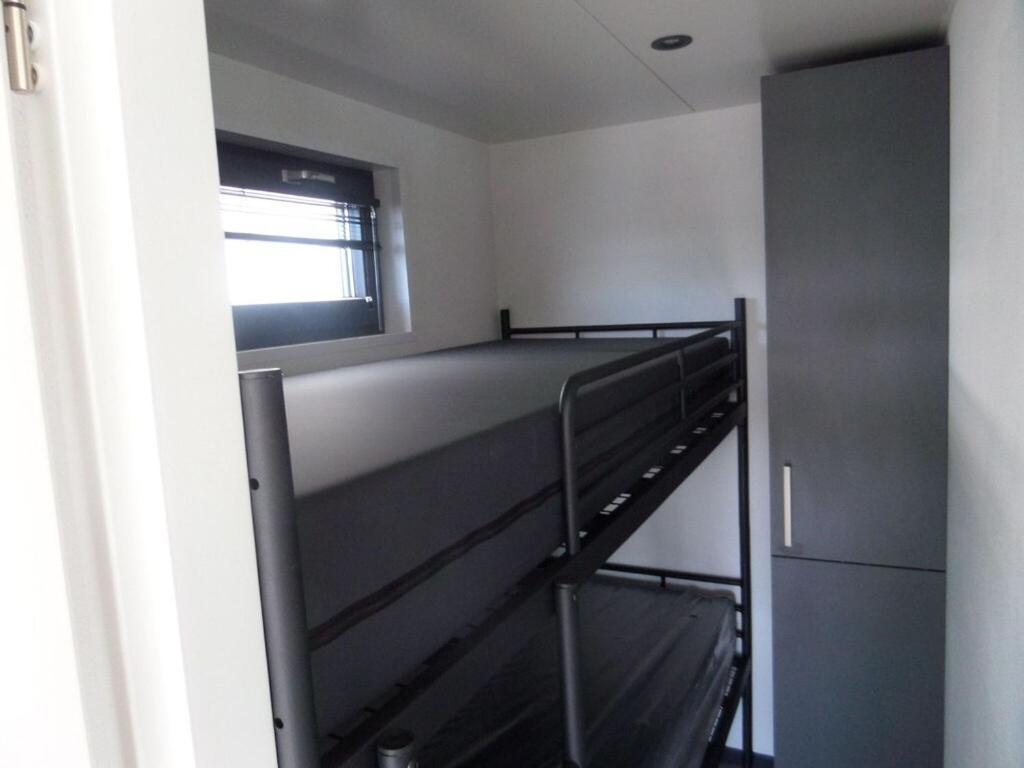Modern Houseboat With Air Conditioning Located In Marina Uitgeest 외부 사진